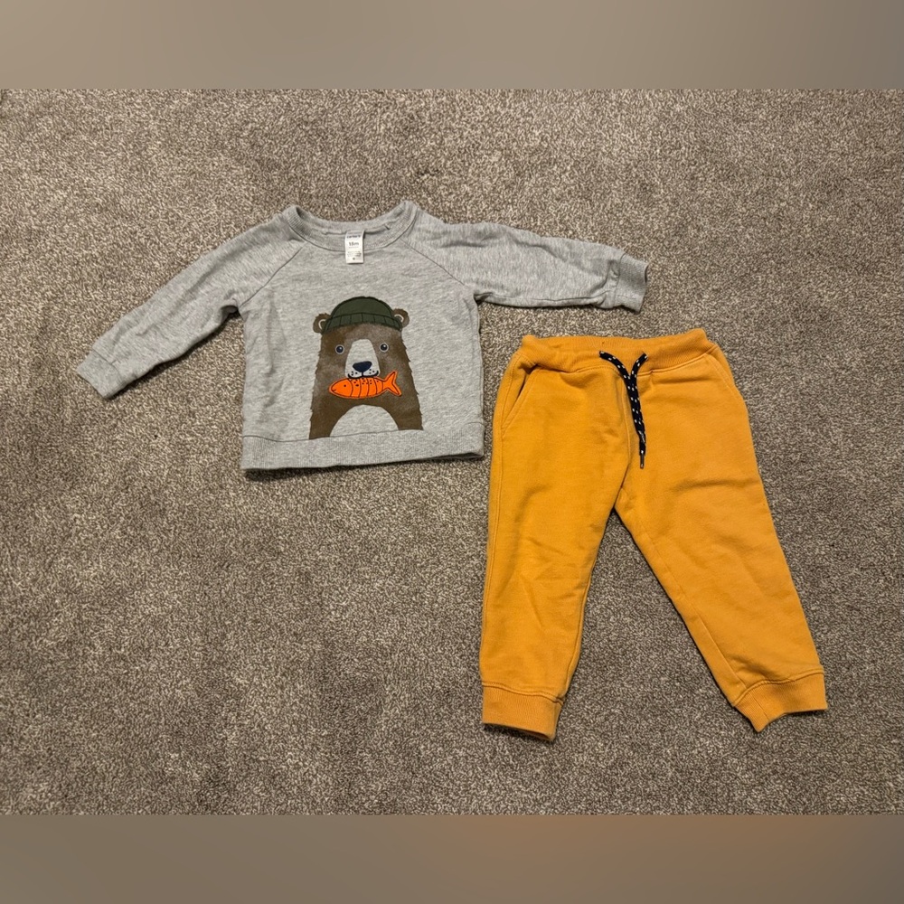 Carter’s bear fish sweatshirt & mustard yellow sweatpants 18 months 18m Baby boy